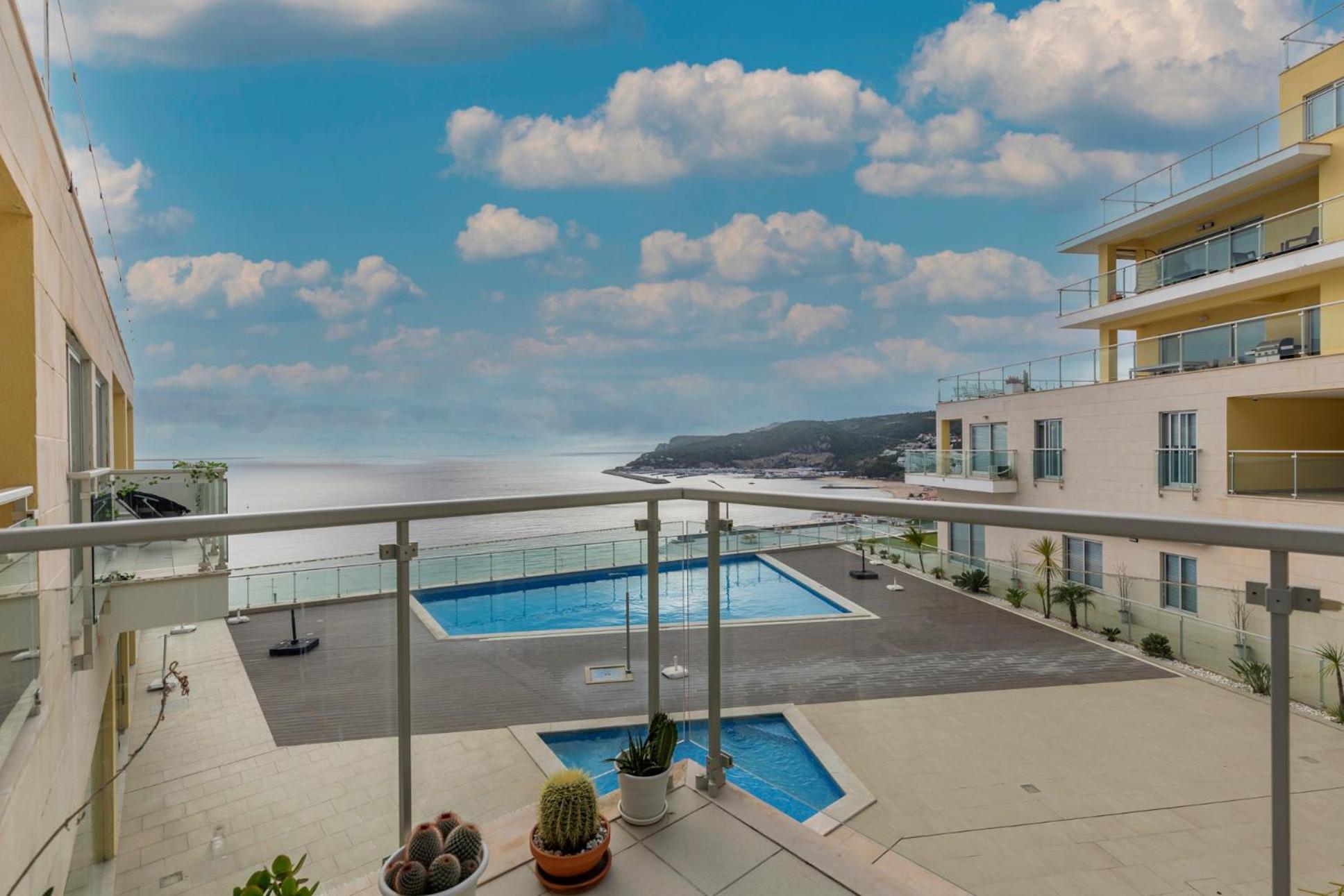 Cliffs Apartment - Astonishing View Over Sesimbra Bay By Trip2Portugal Екстер'єр фото
